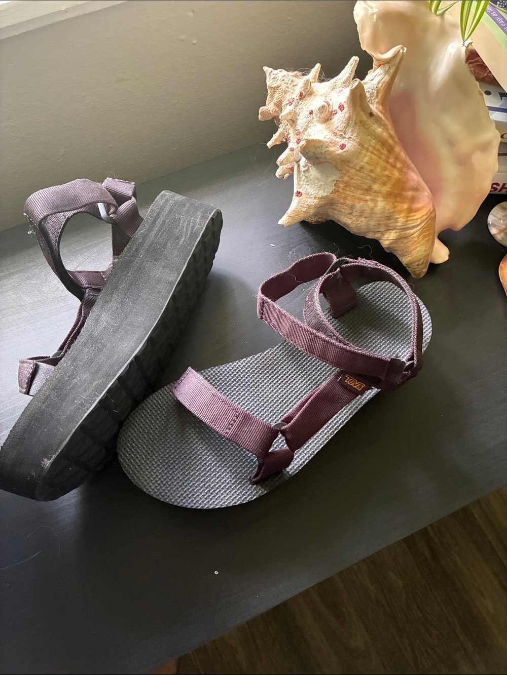 BLACK TEVA Women's Strappy Outdoor Sandals